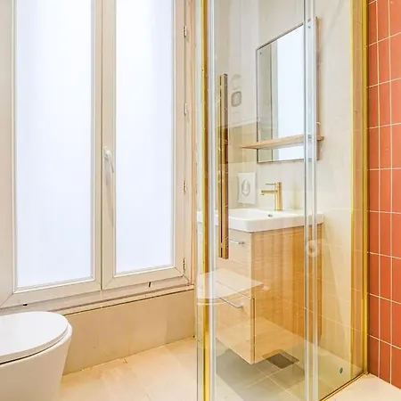 Apartment Proche Parc Monceau